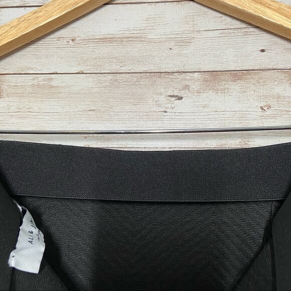 NWT Ali & Jay Dance Floor Two Piece Skirt Set Size Gold Metallic Vegas Size XS - Picture 9 of 13